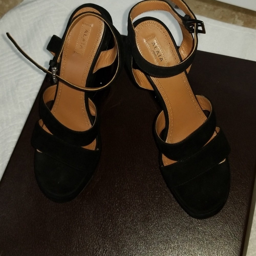 Alaia Paris Sandals